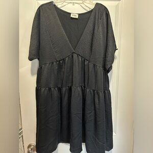 Plung neck tiered dress